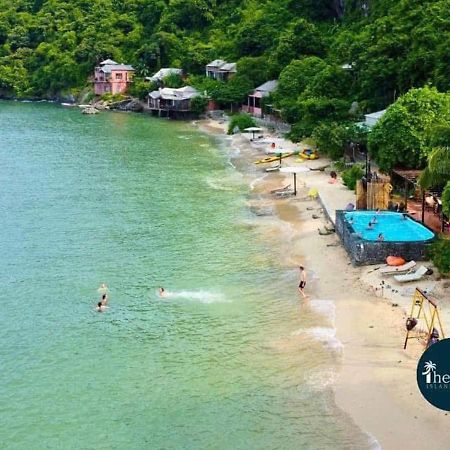 The One 'Private Island' Escape Hotel Gia Luan Exterior photo